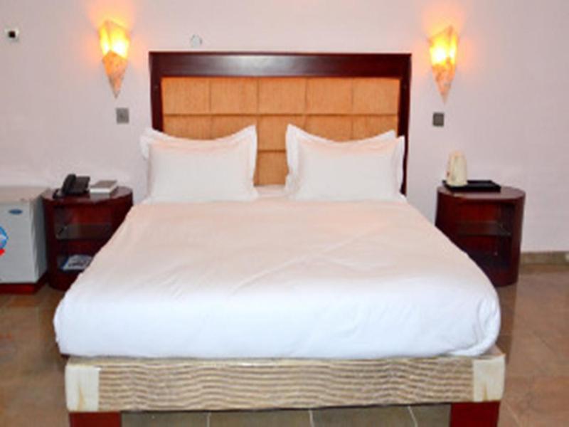Bleu Ivy Hotel And Suites Ikeja Exterior photo
